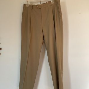 Casual dress pants Hart Schaffner & Marx quality brand soft comfort & easy care